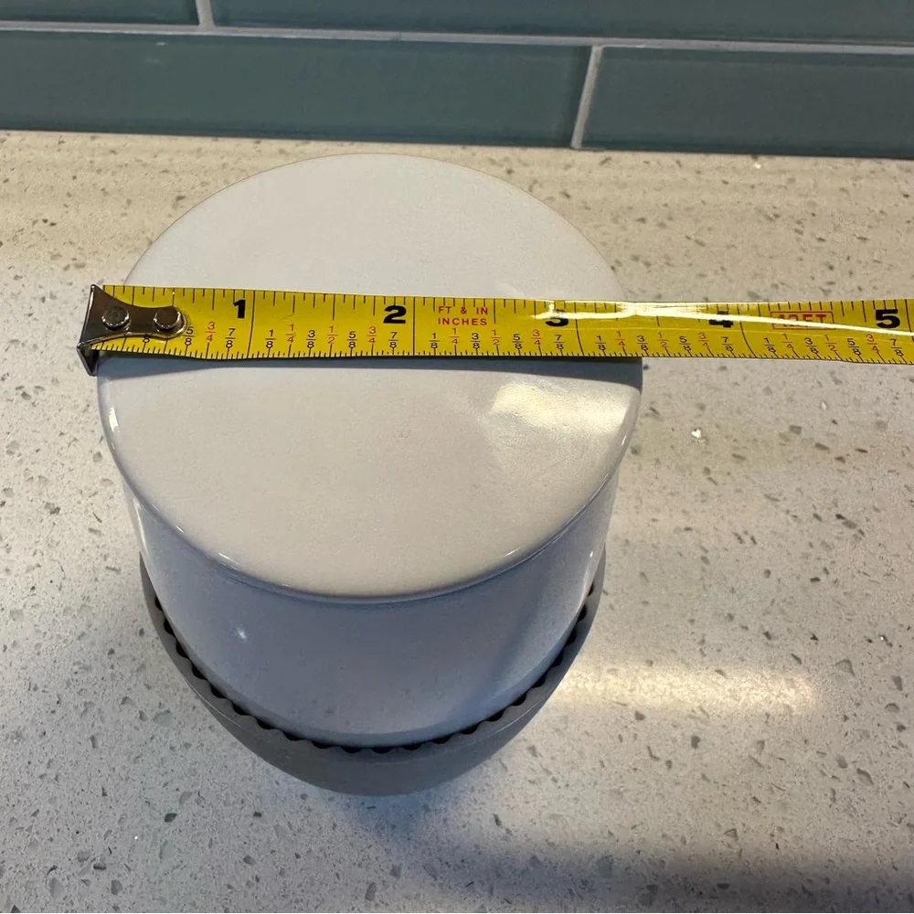 Pampered Chef Ceramic Egg Cooker (model #1529) Never Used